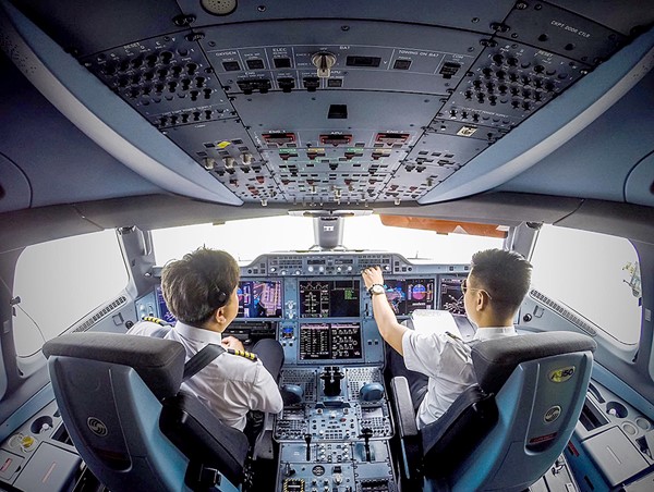 Cấm bay toàn bộ phi công Pakistan tại Việt Nam trước nghi vấn dùng bằng lái giả