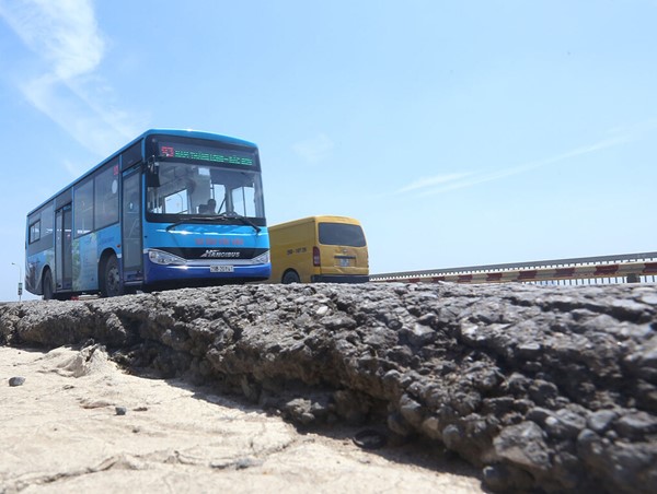 Lộ trình 16 tuyến buýt qua cầu Thăng Long thay đổi như thế nào trong thời gian sửa chữa?