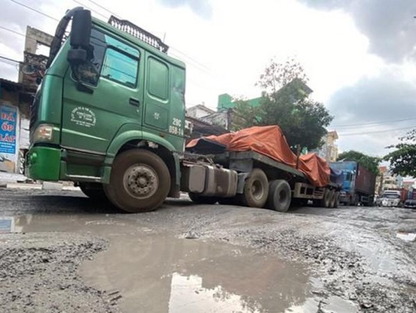 Vấn nạn xe quá khổ, quá tải: Chặn ngay những “hung thần” 