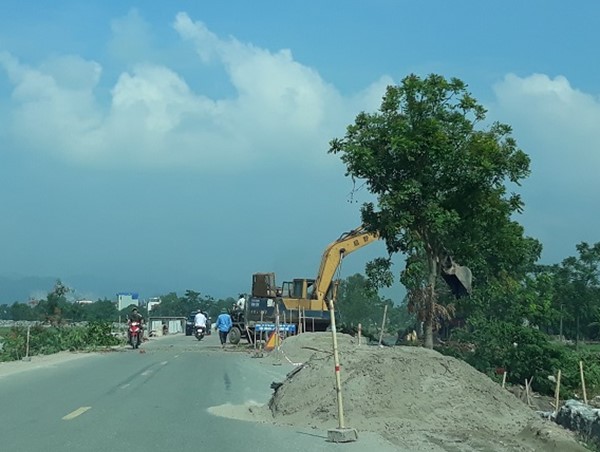 Cải tạo Tỉnh lộ 429, “quên” biện pháp bảo đảm an toàn