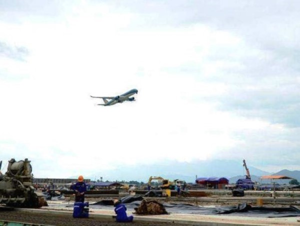 Bộ trưởng Bộ Giao thông Vận tải chỉ đạo khẩn việc điều phối slot tại 2 sân bay lớn nhất nước