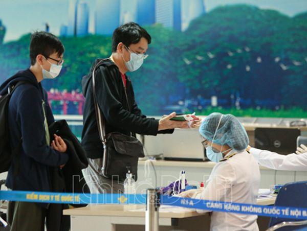Sân bay Nội Bài đón 350 công dân Việt Nam trở về từ Australia
