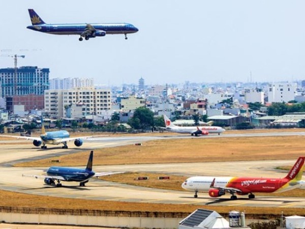 Thu hồi slot bay nếu hãng bay cố tình bán vé ảo