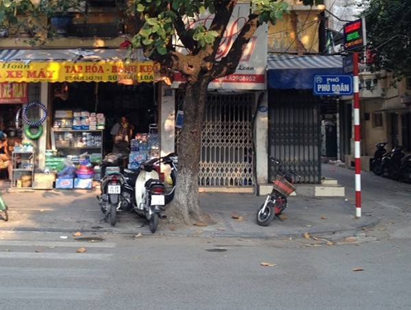 Hà Nội: Cấm taxi lưu thông hai chiều trên phố Phủ Doãn