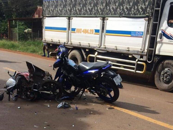 Tai nạn giao thông mới nhất hôm nay 19/7: Lái xe tải bị phạt 35 triệu đồng sau tiệc liên hoan