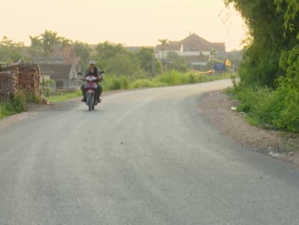 Hoàn thành tu sửa mặt đê Hữu Hồng tại huyện Phú Xuyên