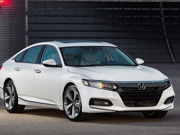 Giá xe ôtô hôm nay 20/7: Honda Accord có giá 1.319-1.329 triệu đồng