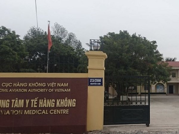 Cục Hàng không trả lời bất ngờ về việc “nhân bản” hàng trăm phiếu siêu âm tim cho phi công?