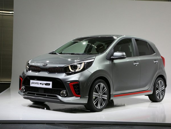 Giá xe ô tô hôm nay 31/7: Kia Morning giảm nhẹ