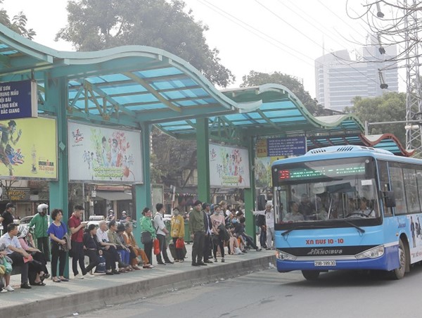 Doanh nghiệp vận tải “ngồi trên đống lửa”