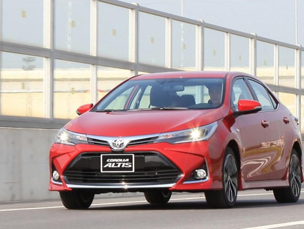 Toyota Việt Nam triệu hồi gần 3 nghìn xe Vios và Corolla Altis