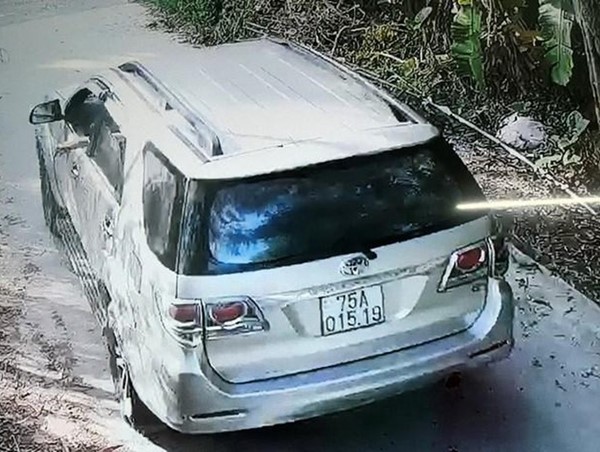 Phát hiện dịch vụ "xe ké" đưa người từ vùng dịch về trốn cách ly