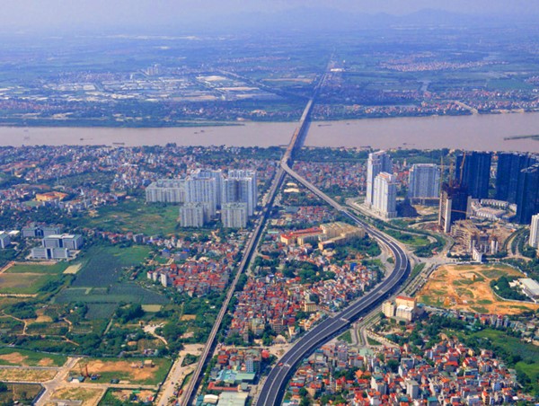 Cận cảnh đường Vành đai 3 trên cao nối cầu Thăng Long - Mai Dịch đã hoàn thành 90%