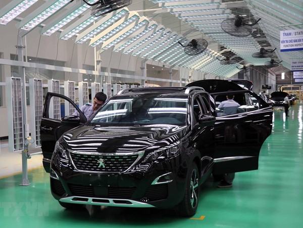 3 tháng liên tiếp, doanh số bán ô tô Việt Nam tăng trưởng