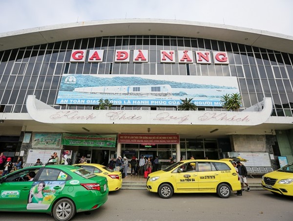 Đề nghị mở 2 tuyến tàu hỏa đưa 10.000 người mắc kẹt từ Đà Nẵng về các địa phương