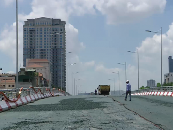 28/8 khánh thành cầu vượt nút giao Nguyễn Văn Huyên – Hoàng Quốc Việt