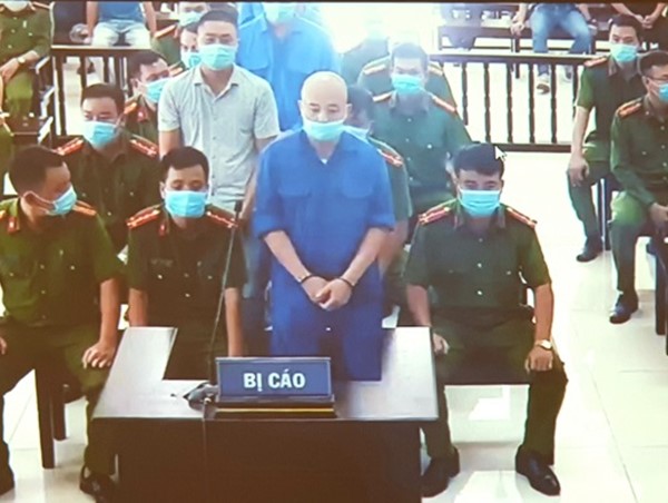 Xét xử vợ chồng Nguyễn Xuân Đường vụ đánh trọng thương phụ xe khách ở Thái Bình