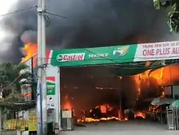 Tiềm ẩn nguy cơ cháy nổ ở nhiều gara ô tô