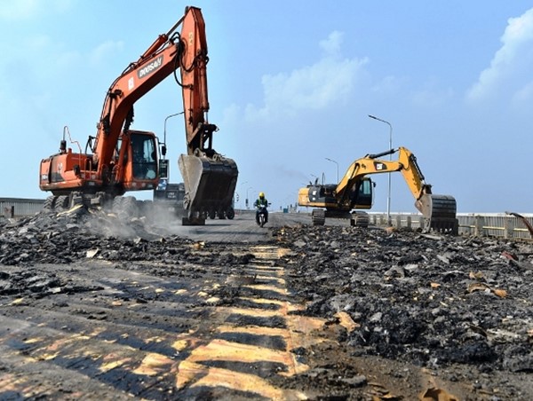 Thực hư việc trộm vật liệu tại dự án sửa mặt cầu Thăng Long