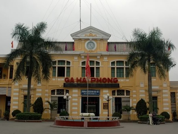 Tăng cường tàu khách tuyến Hà Nội - Hải Phòng