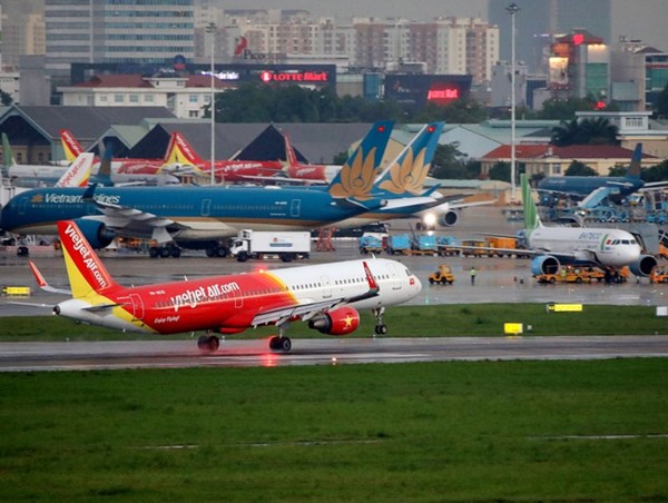 Hãng hàng không nào sẽ vận chuyển hành khách khi mở lại đường bay quốc tế ngày 15/9?