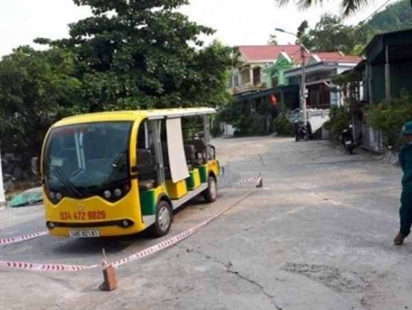 Tai nạn giao thông mới nhất hôm nay 3/9: Xe điện gây tai nạn khiến bé trai 5 tuổi tử vong