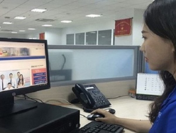 Tập huấn nộp lệ phí trước bạ điện tử cho đại lý ô tô, xe máy