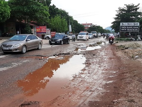 Nghiên cứu cơ chế dùng vốn địa phương để đầu tư làm quốc lộ