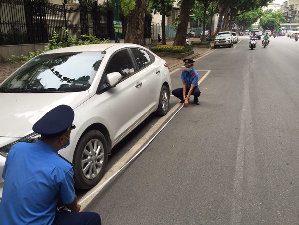 Xử phạt 239 trường hợp trông giữ phương tiện sai quy định trong 8 tháng năm 2020