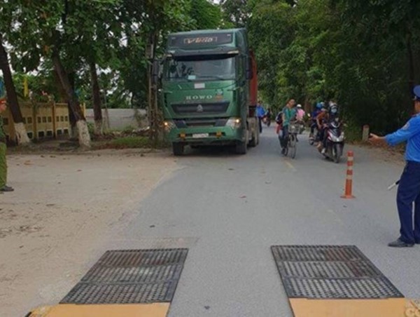 Cần thiết lắp đặt trạm cân tự động trên các tuyến đường trọng điểm ở Hà Nội