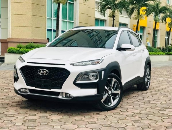 Giá xe ô tô hôm nay 12/9: Hyundai Kona ưu đãi 20 triệu đồng