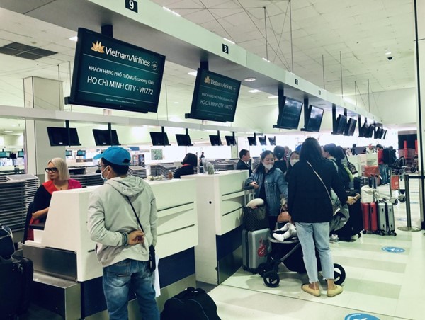 Đưa gần 350 công dân Việt Nam từ Australia về nước