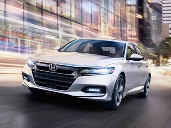 Giá xe ô tô hôm nay 13/9: Honda Accord có giá 1.319-1.329 triệu đồng