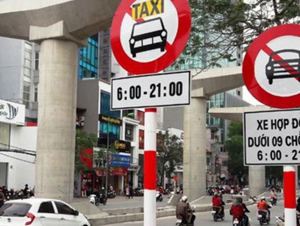 Những tuyến đường ở Hà Nội khôi phục biển cấm xe taxi từ ngày mai (15/9)?