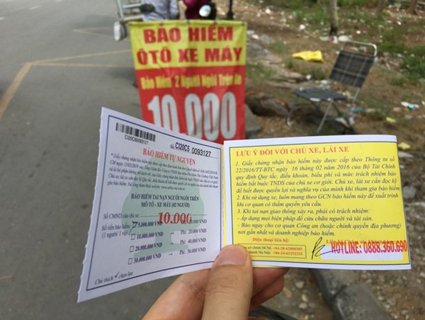 Cử tri kiến nghị bỏ quy định bắt buộc mua bảo hiểm trách nhiệm dân sự xe máy