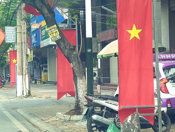 Hải Phòng: Yêu cầu tháo dỡ các khung sắt trên toàn địa bàn