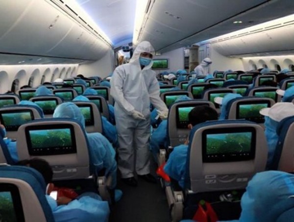 Sẽ tăng tần suất chuyến bay, kể cả bay thương mại đón chuyên gia, nhà đầu tư, đón công dân Việt Nam về nước