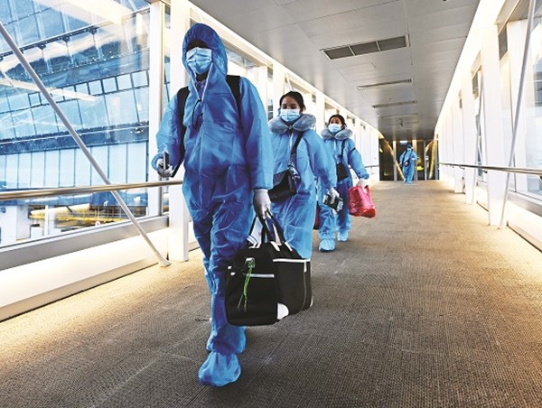 Chính thức “mở cửa bầu trời”: Gỡ vướng để đón khách