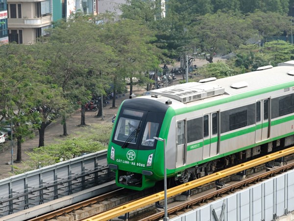 Hà Nội "khát" lái tàu đường sắt đô thị