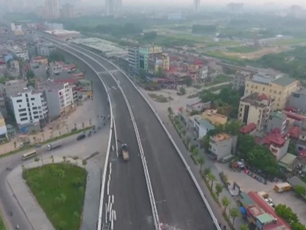 Gấp rút hoàn thành dự án cầu cạn tuyến Mai Dịch – Phạm Văn Đồng