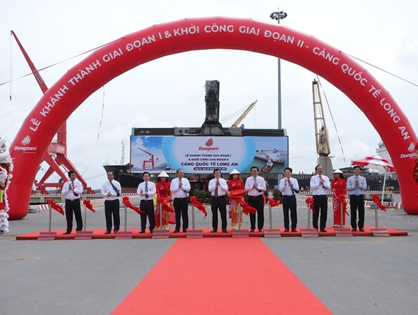Đồng Tâm Group khánh thành giai đoạn 1 và khởi công giai đoạn 2 cảng Quốc tế Long An