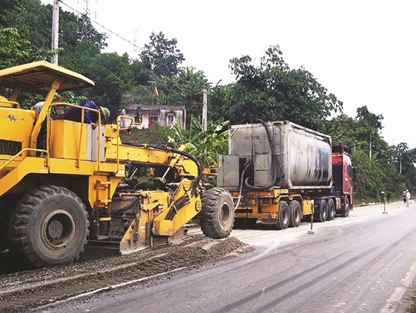 Dùng ngân sách địa phương để làm quốc lộ: Xóa dần mảng tối của hạ tầng giao thông