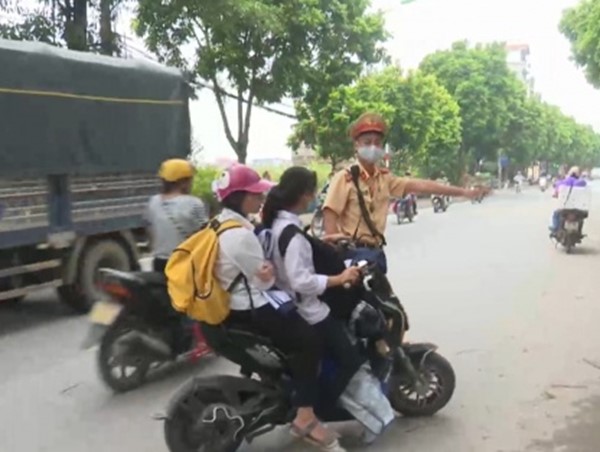 Phổ biến tình trạng học sinh vi phạm luật giao thông