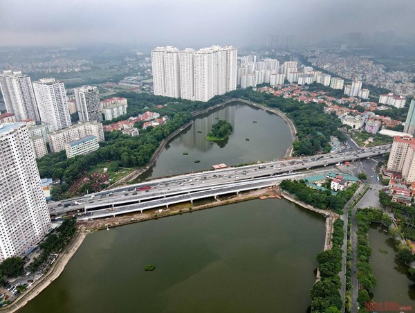 Hà Nội: Thông xe đường Vành đai 3 đi bằng cầu qua hồ Linh Đàm