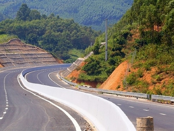 Thêm 2 dự án thành phần cao tốc Bắc - Nam “trắng” nhà đầu tư