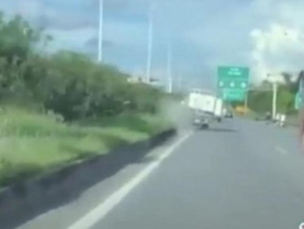 Hãi hùng xe "điên" gây tai nạn liên hoàn trên cao tốc Hà Nội - Bắc Giang