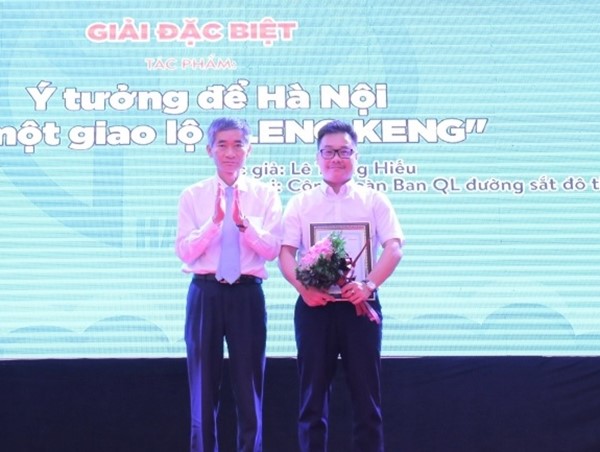 Giao lộ leng keng đạt giải đặc biệt cuộc thi viết “Ý tưởng sáng tạo vì Thủ đô anh hùng, thành phố hòa bình”