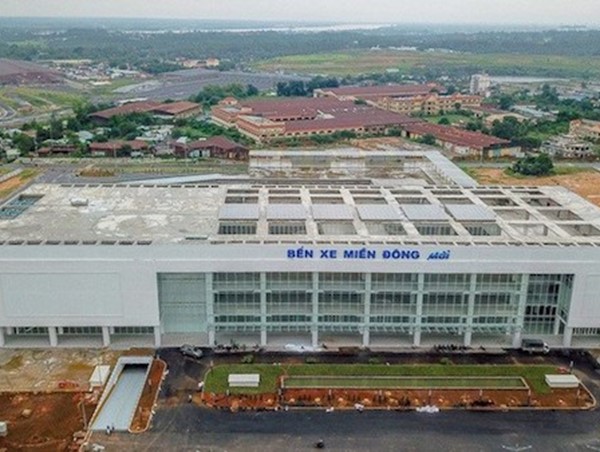 Bến xe Miền Đông mới trong ngày đầu chính thức hoạt động