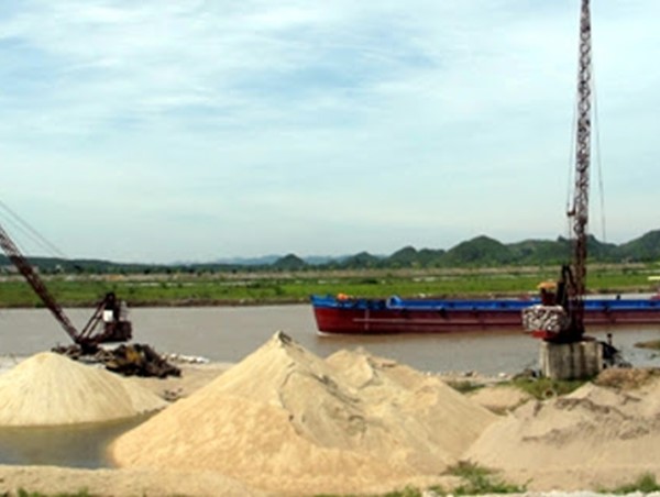 Đình chỉ 2 bến thủy nội địa trên địa bàn huyện Phúc Thọ