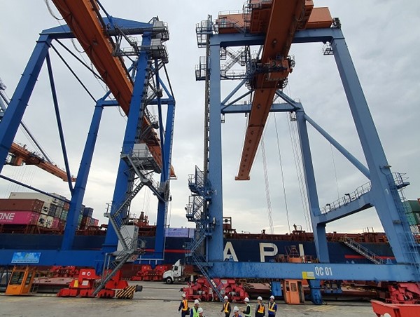 Đoàn tàu đầu tiên tuyến Nhổn - ga Hà Nội đã cập cảng Hải Phòng, lên đường về Hà Nội